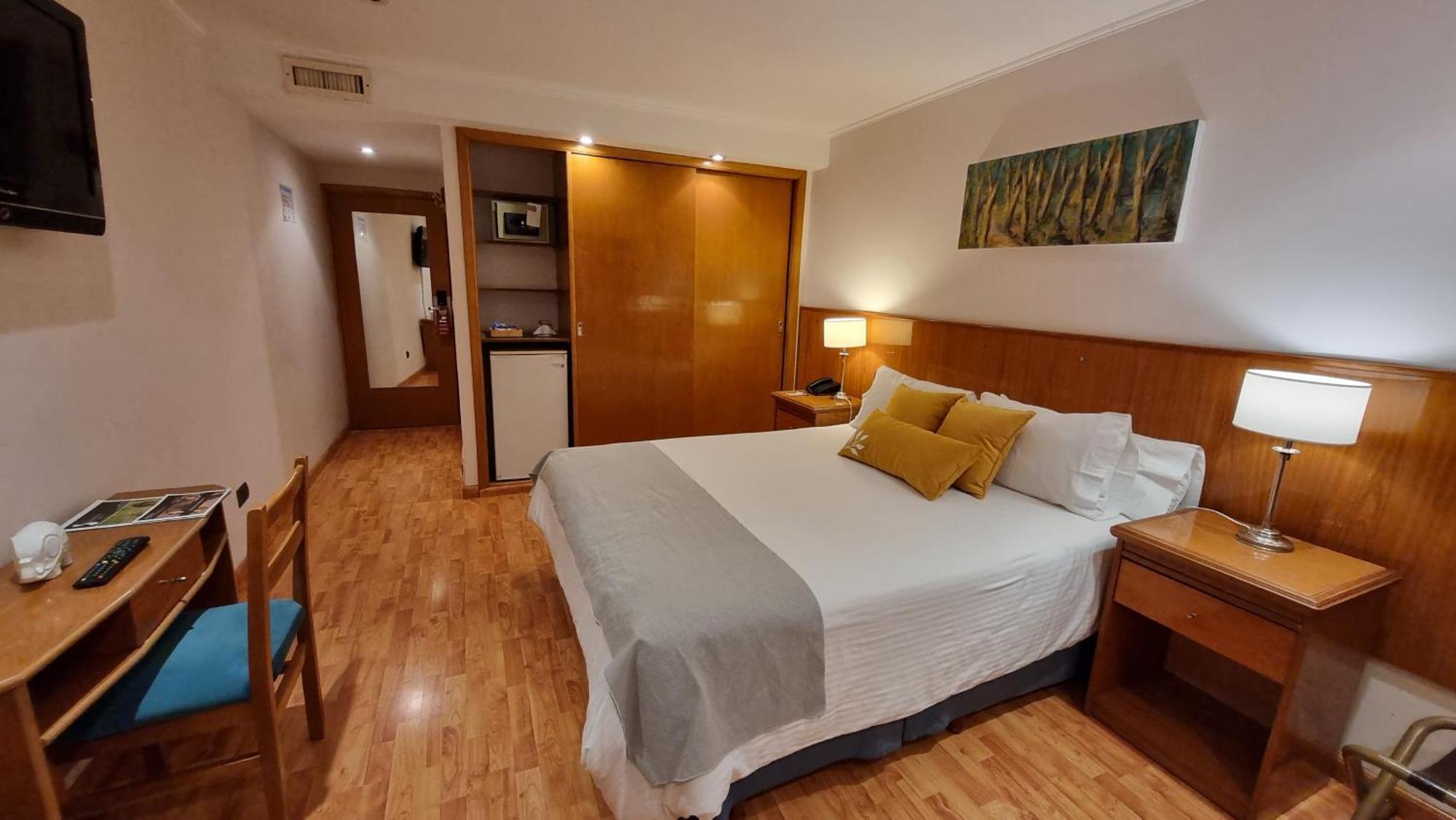 Niken Hotel Spa & Business Center Necochea Exteriör bild